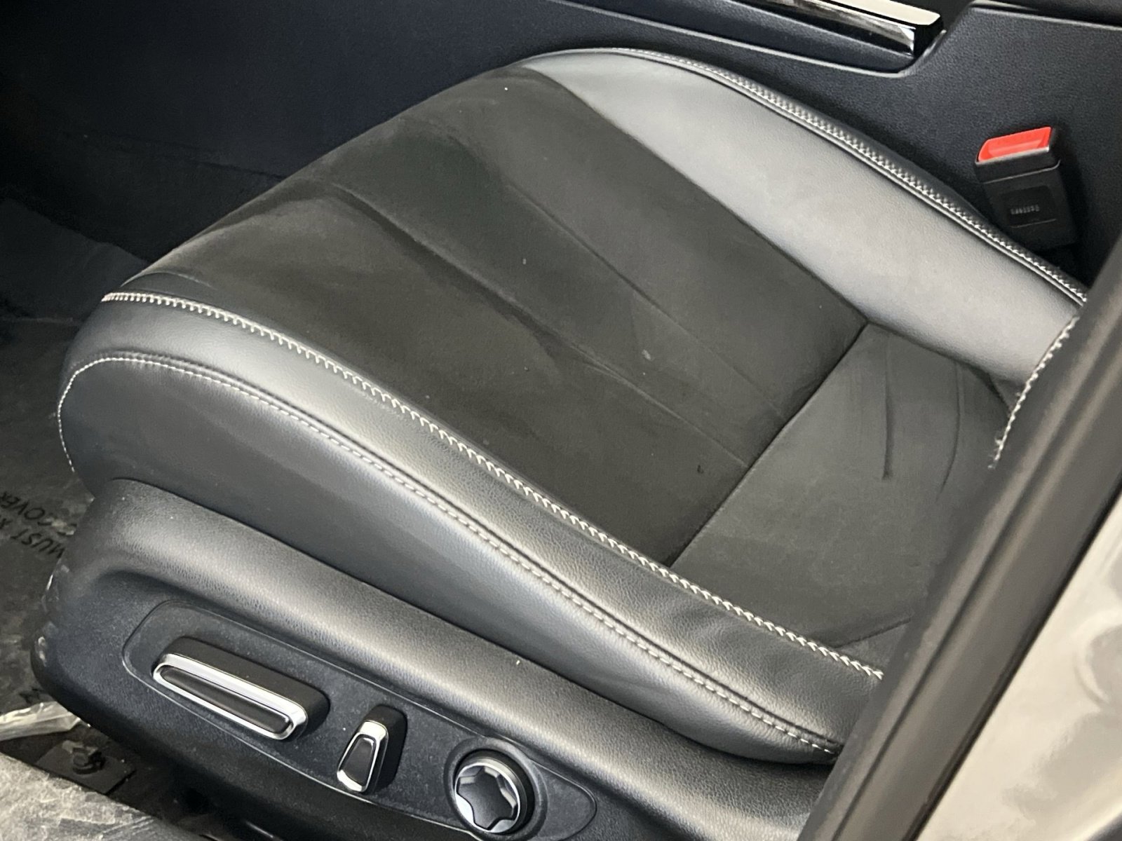 Used 2023 Acura Integra A-Spec image 12