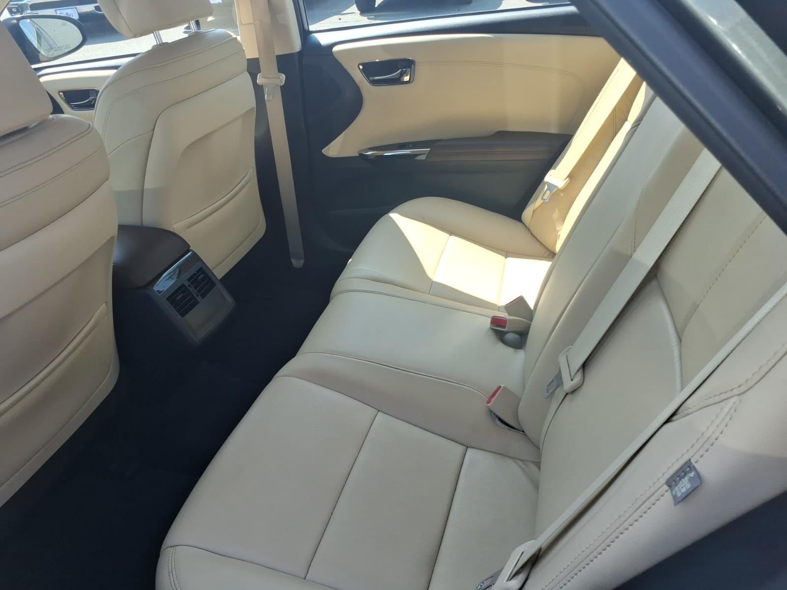 Used 2013 Toyota Avalon XLE Premium FWD image 8
