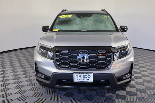 Used 2023 Honda Passport TrailSport image 3