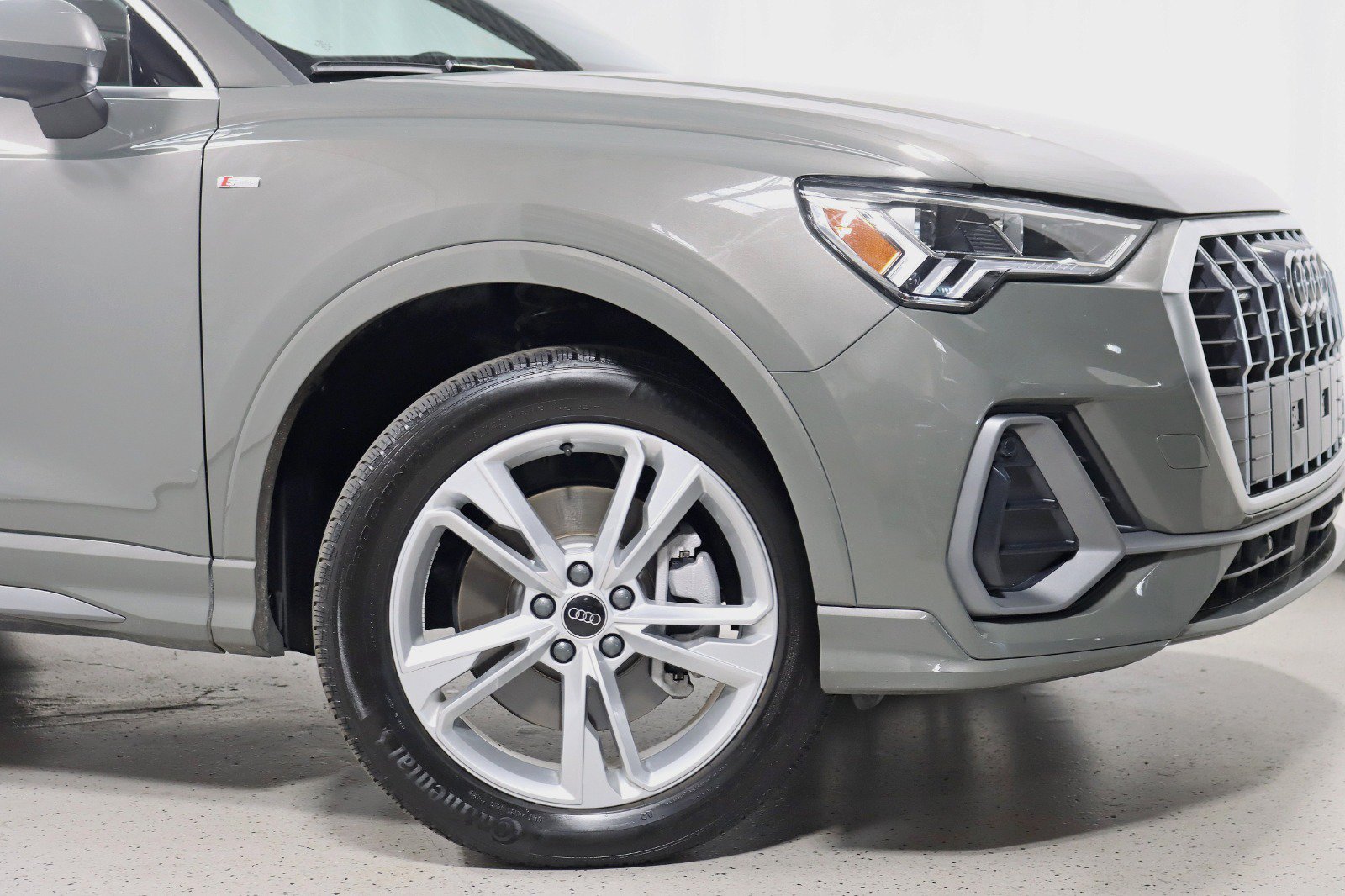 Used 2023 Audi Q3 2.0T Premium Plus AWD/4WD image 5