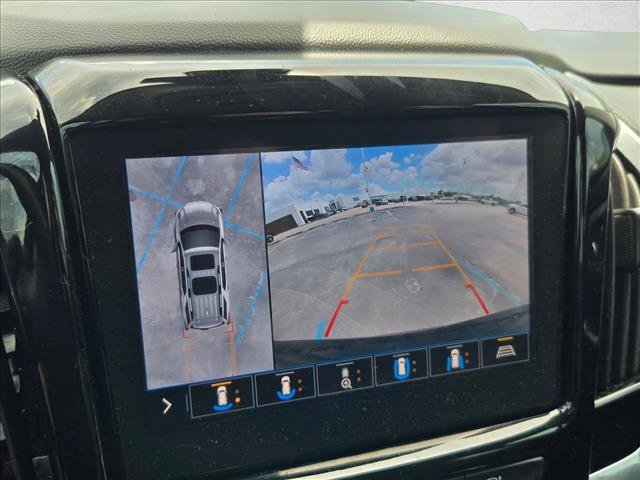 Used 2021 Chevrolet Traverse RS w/ LPO, Floor Liner Package FWD image 16