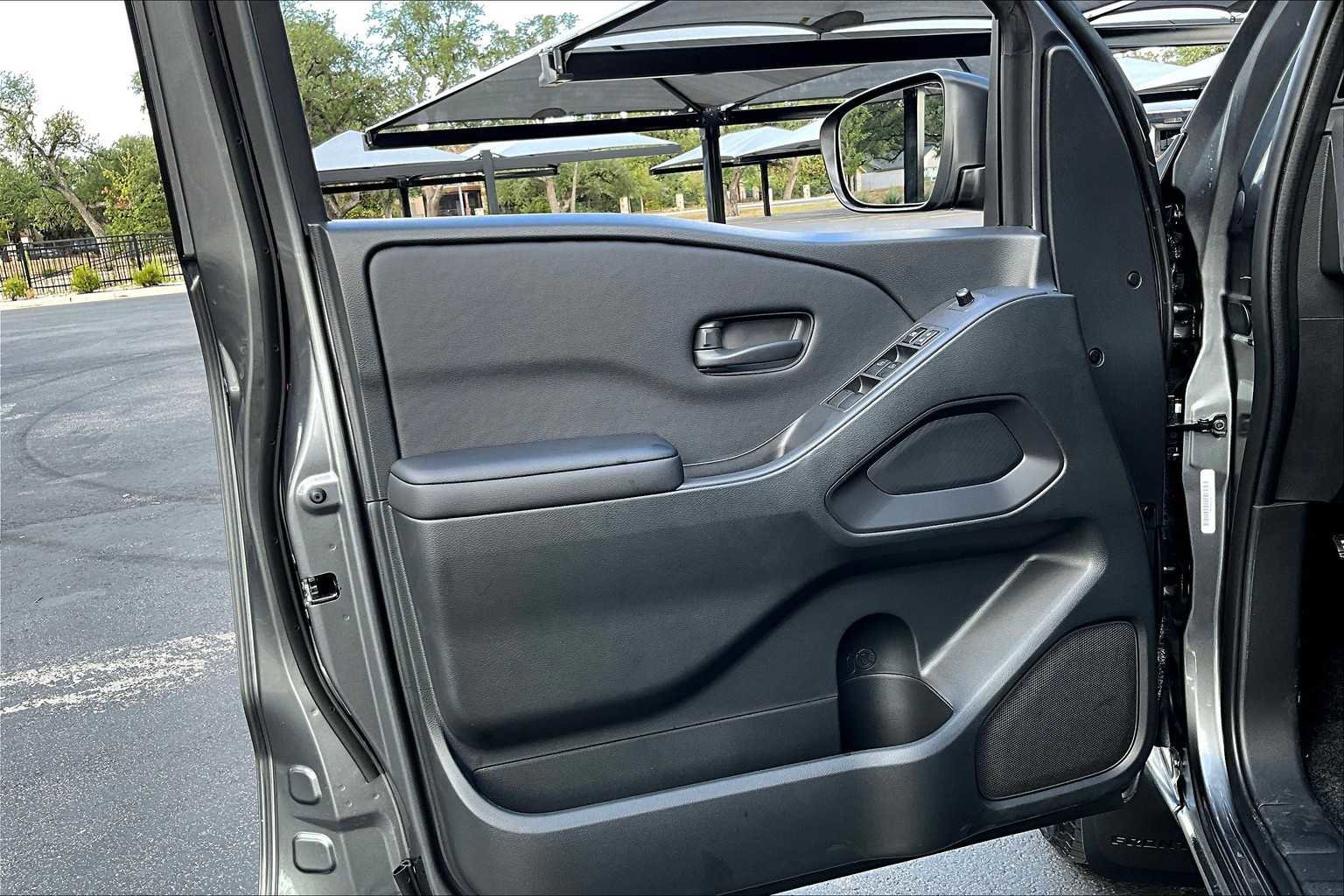 New 2026 Nissan Frontier SV image 10