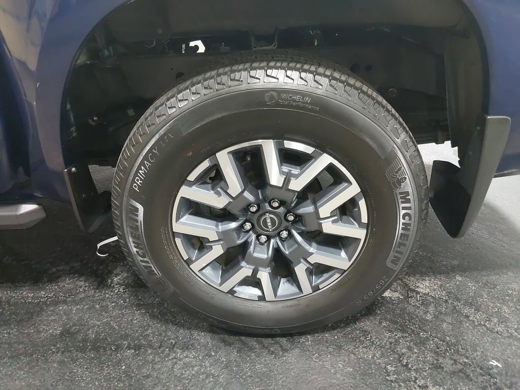 Certified 2023 Nissan Frontier SV AWD/4WD image 47
