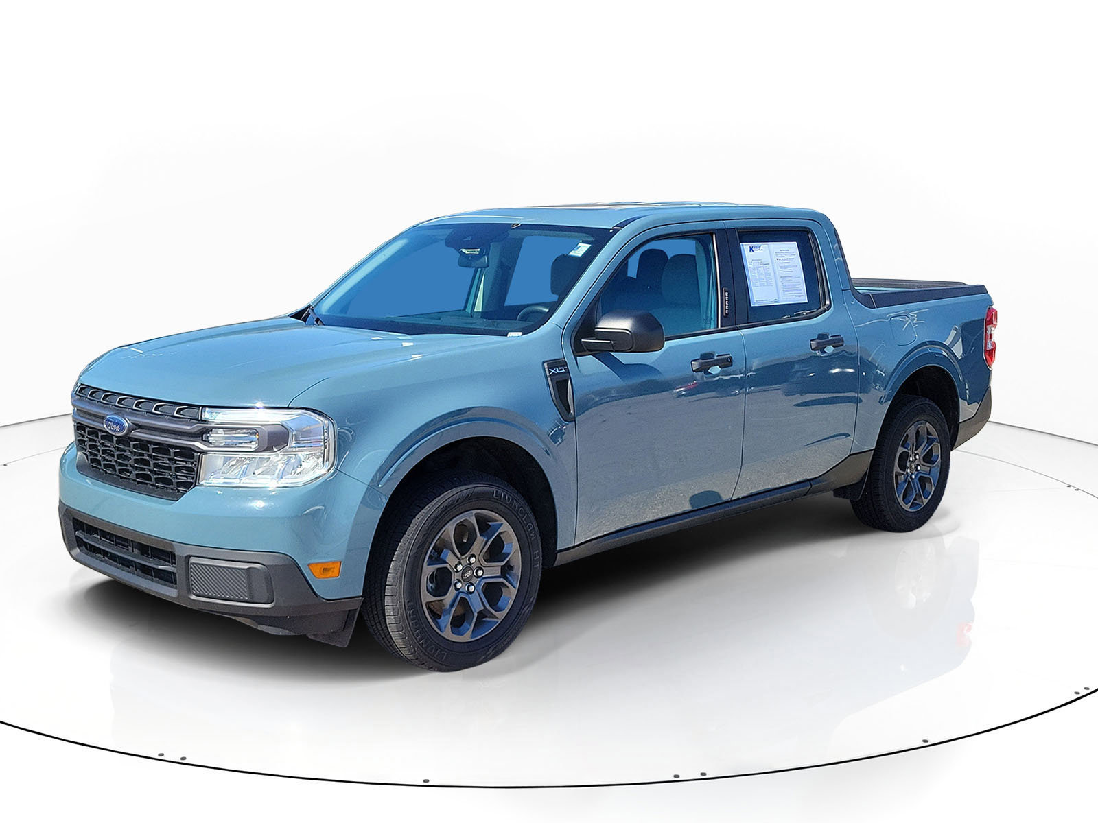 Used 2022 Ford Maverick XLT w/ Equipment Group 300A Standard image 2