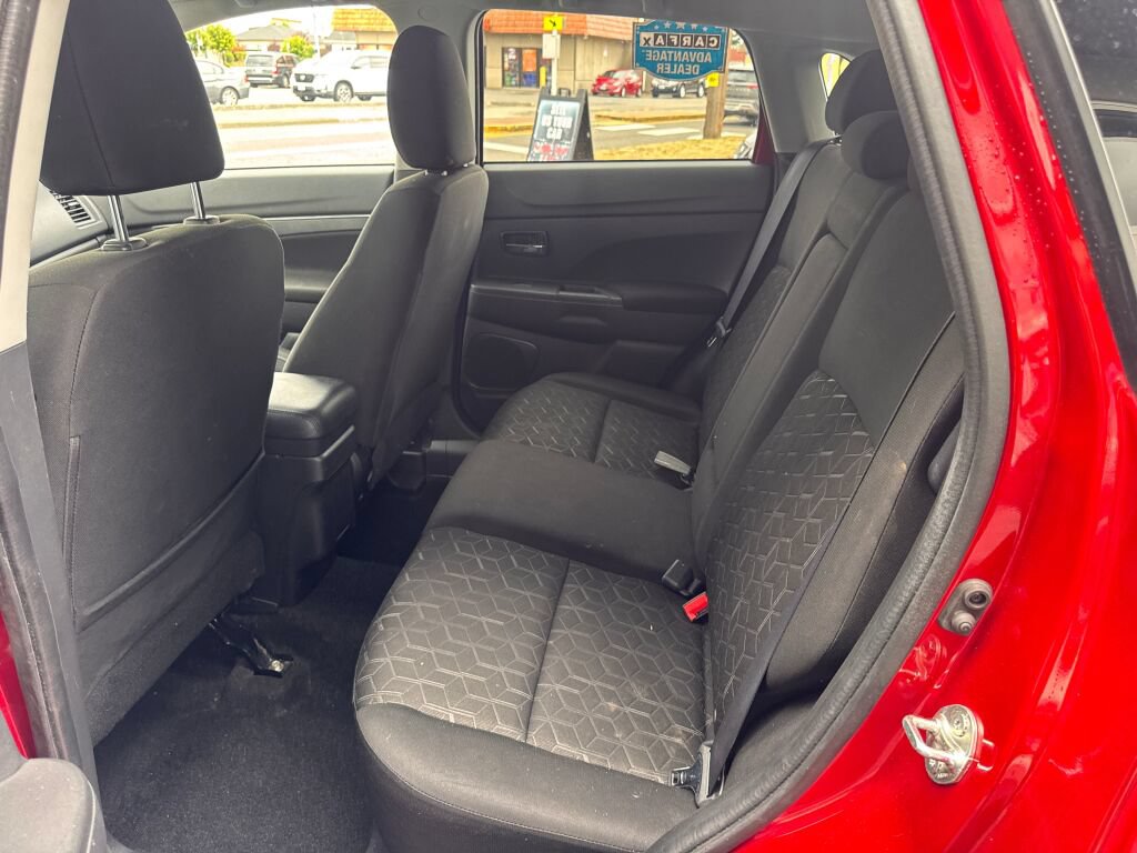 Used 2022 Mitsubishi Outlander Sport ES AWD/4WD image 13