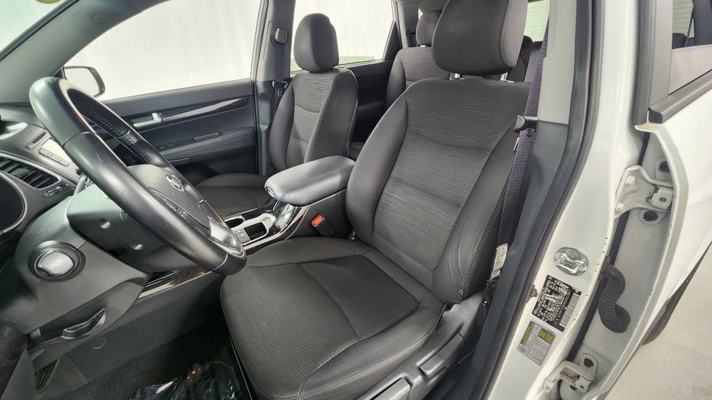 Used 2014 Kia Sorento LX AWD/4WD image 10