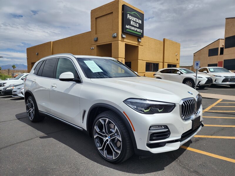 Used 2021 BMW X5 xDrive40i w/ Convenience Package AWD/4WD image 1