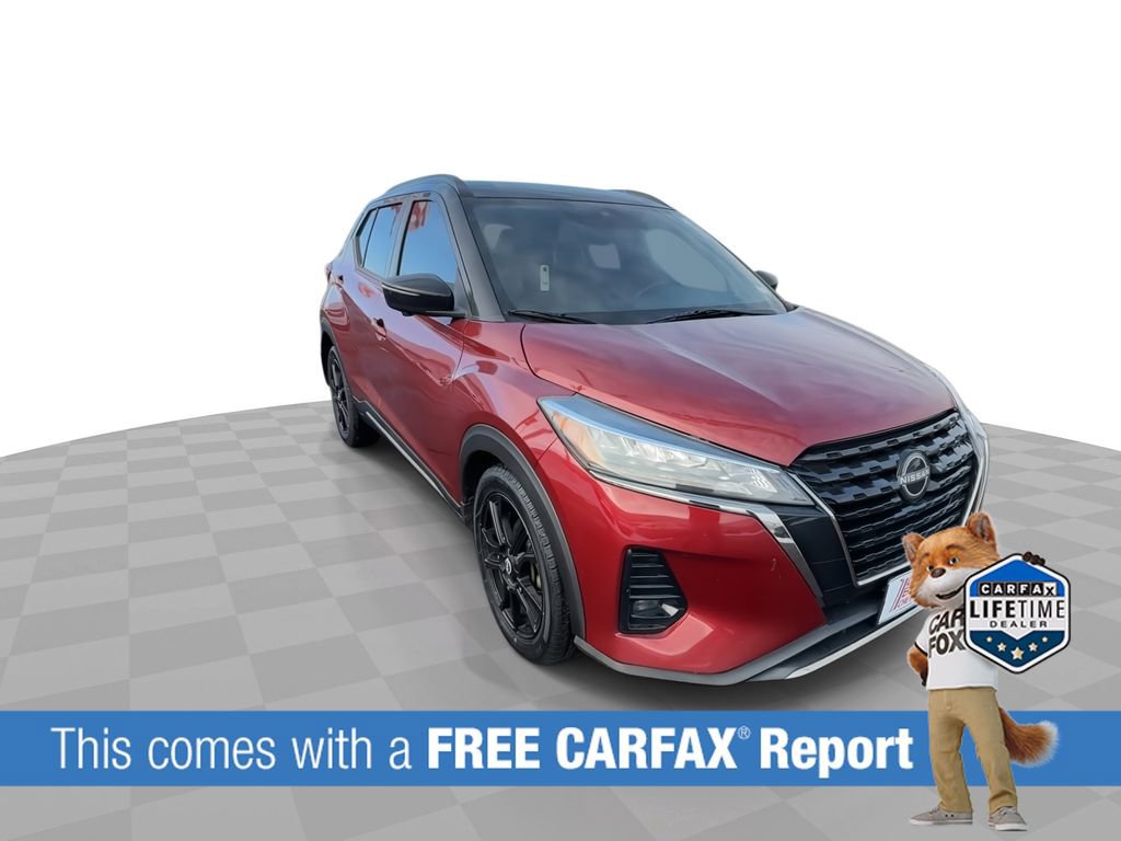 Used 2022 Nissan Kicks SR w/ Premium Package image 2