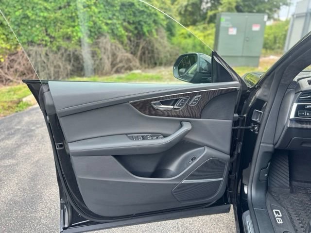 Certified 2022 Audi Q8 Prestige AWD/4WD image 21