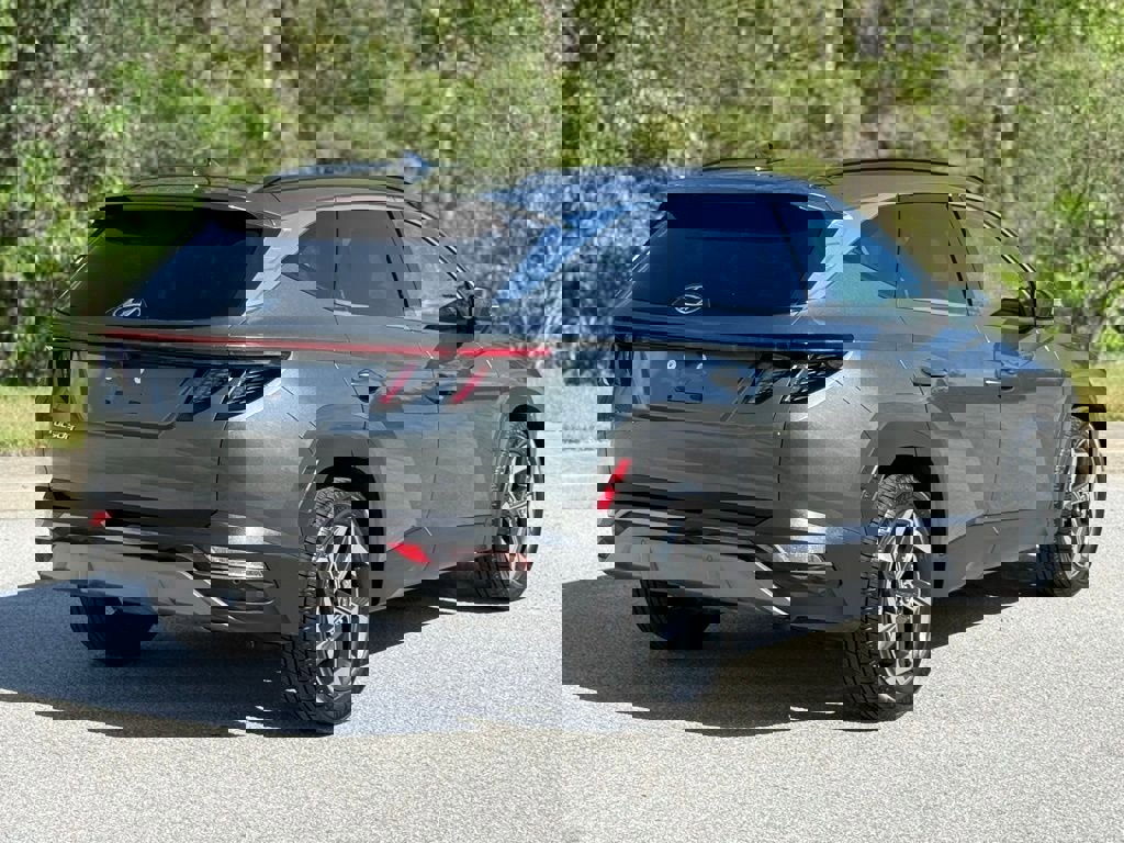 Used 2022 Hyundai Tucson Limited image 12