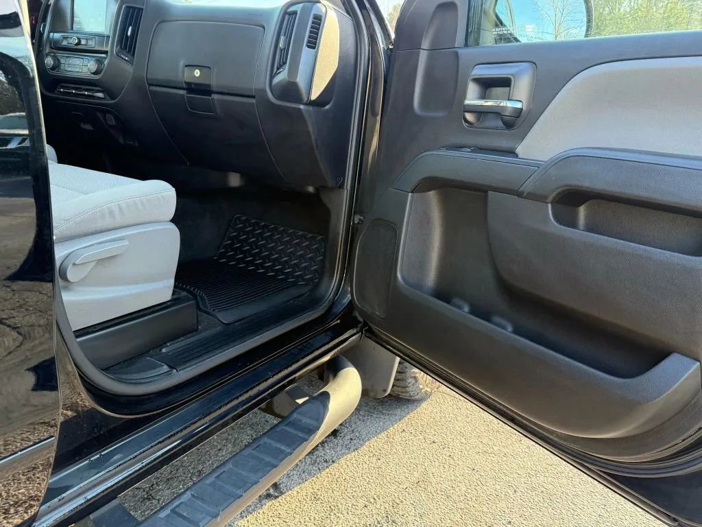Used 2018 GMC Sierra 1500 W/T image 22