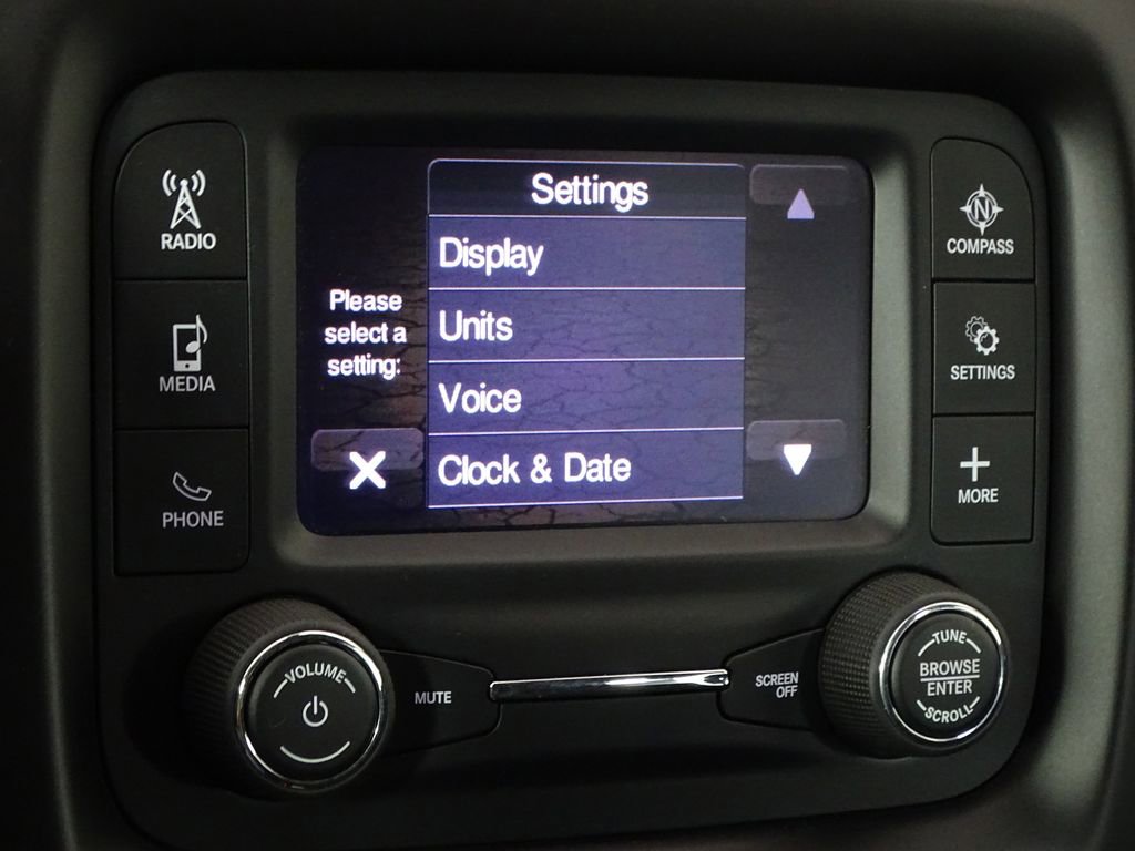 Used 2018 Jeep Compass Sport w/ Mopar Graphics Package image 35