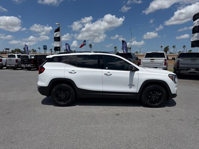 Used 2022 GMC Terrain AT4 w/ Tech Package AWD/4WD image 4