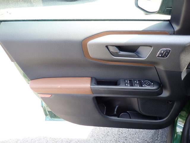 New 2025 Ford Bronco Sport Outer Banks w/ Outer Banks Tech Package+ image 14