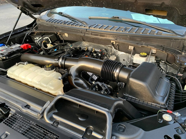 Used 2023 Ford Expedition Limited image 32