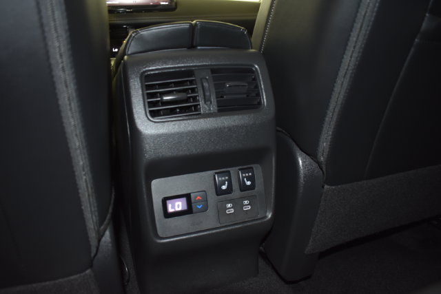 Certified 2026 Nissan Rogue Platinum w/ Platinum Premium Package AWD/4WD image 32