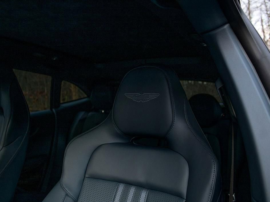Used 2025 Aston Martin DBX 707 image 18