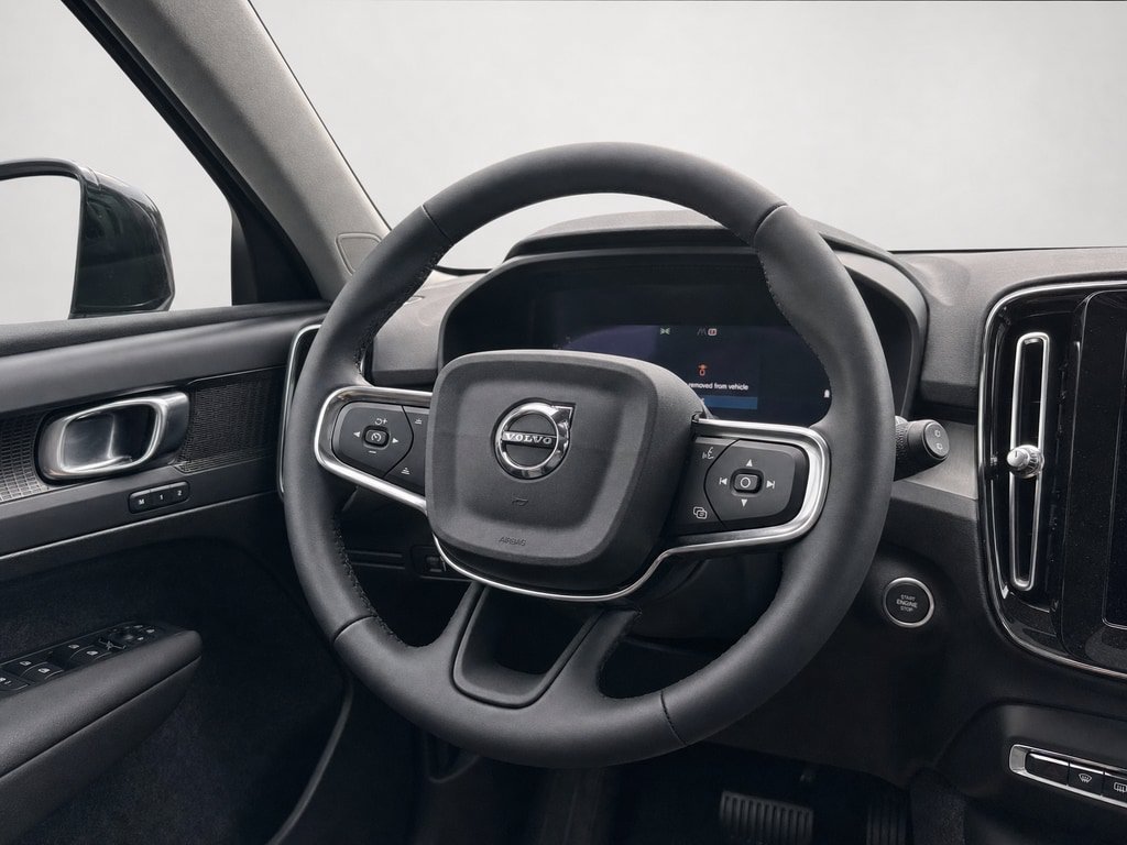New 2026 Volvo XC40 B5 Plus w/ Protection Package Premier AWD/4WD image 19