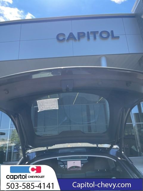 Used 2022 Tesla Model Y Long Range AWD/4WD image 27