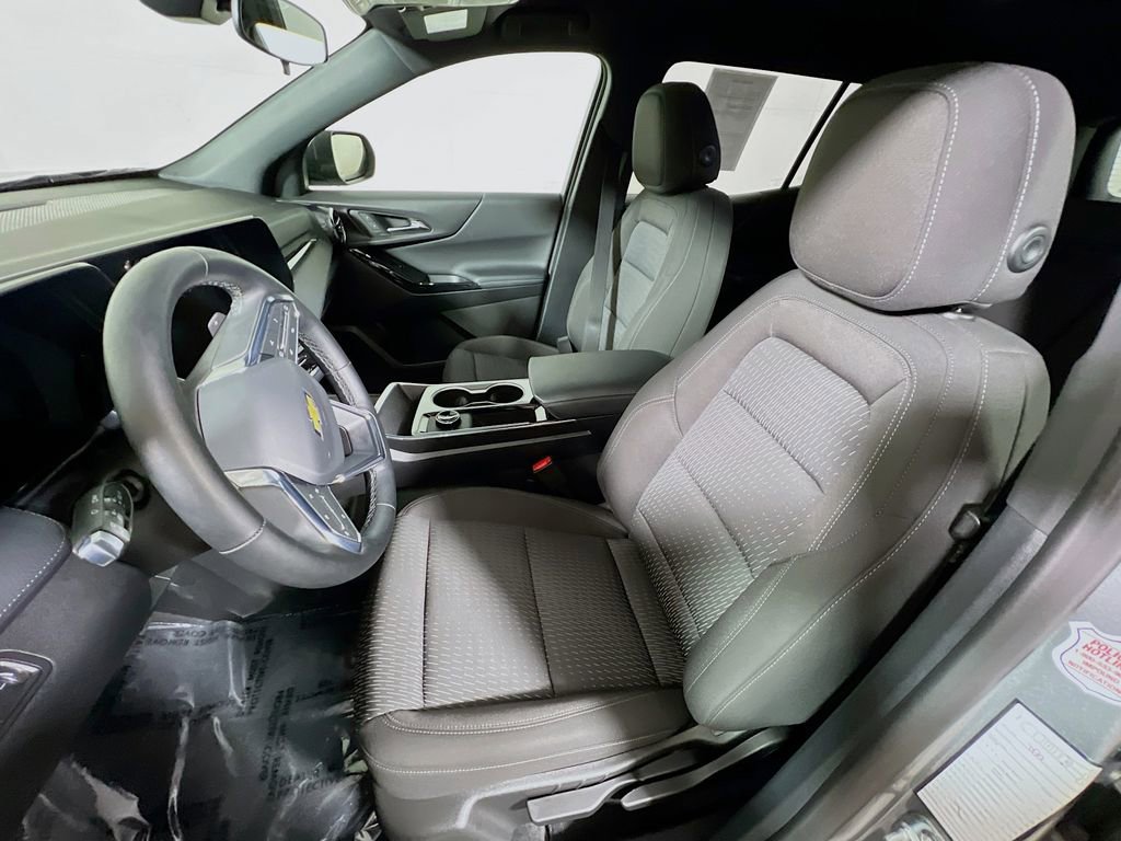 Used 2026 Chevrolet Equinox LT FWD image 19