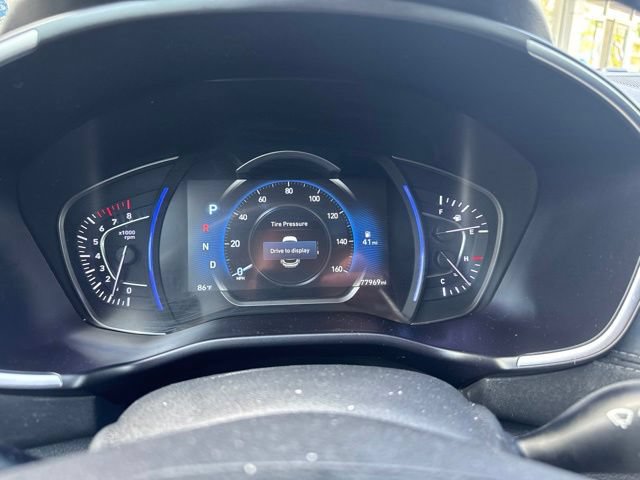 Used 2019 Hyundai Santa Fe Limited FWD image 11