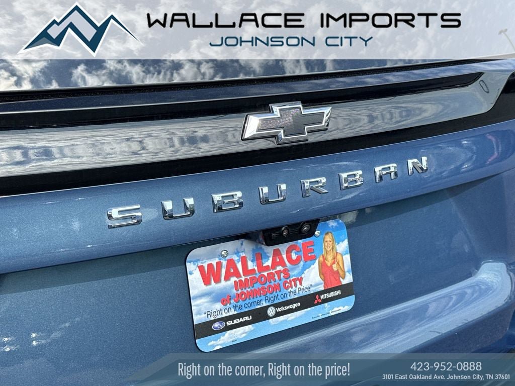 Used 2025 Chevrolet Suburban High Country w/ Sun And Tow Package AWD/4WD image 10