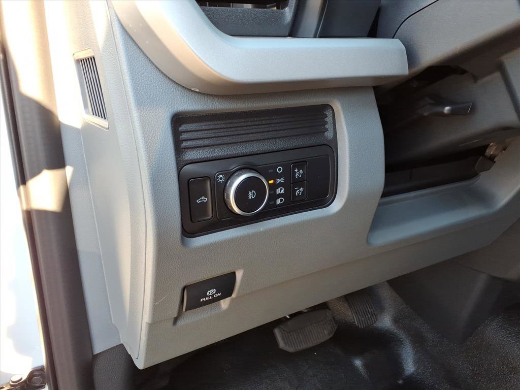 New 2026 Ford F550 4x4 Crew Cab Super Duty image 13