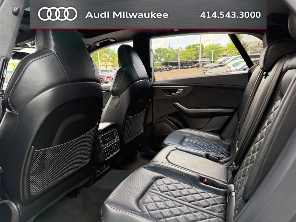 Used 2024 Audi SQ8 Prestige AWD/4WD image 36