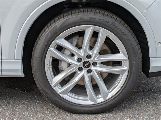Used 2025 Audi Q7 3.0T Premium Plus image 10