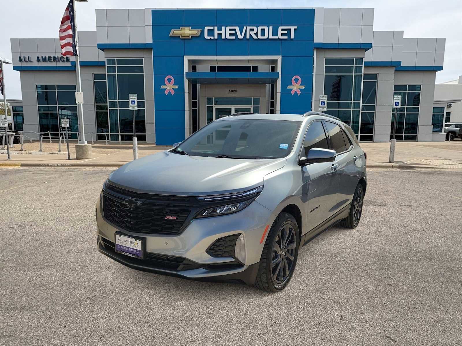 Used 2024 Chevrolet Equinox RS image 1