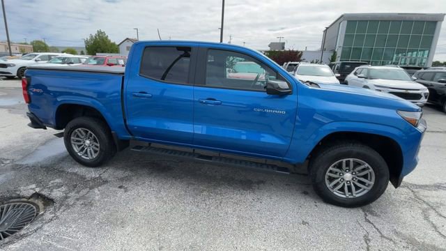 Used 2023 Chevrolet Colorado LT w/ LT Convenience Package II AWD/4WD image 3