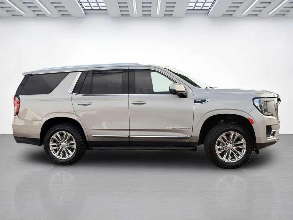 Used 2021 GMC Yukon SLT w/ SLT Luxury Plus Package AWD/4WD image 4
