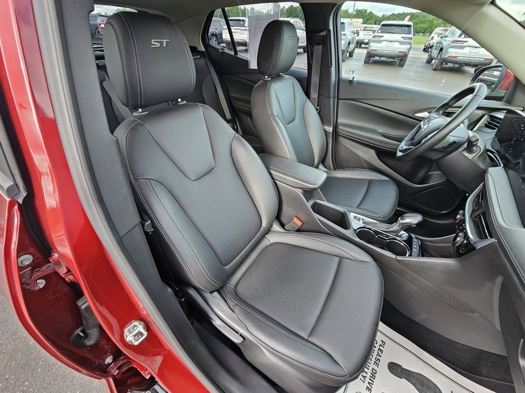 Used 2024 Buick Encore GX Sport Touring image 22