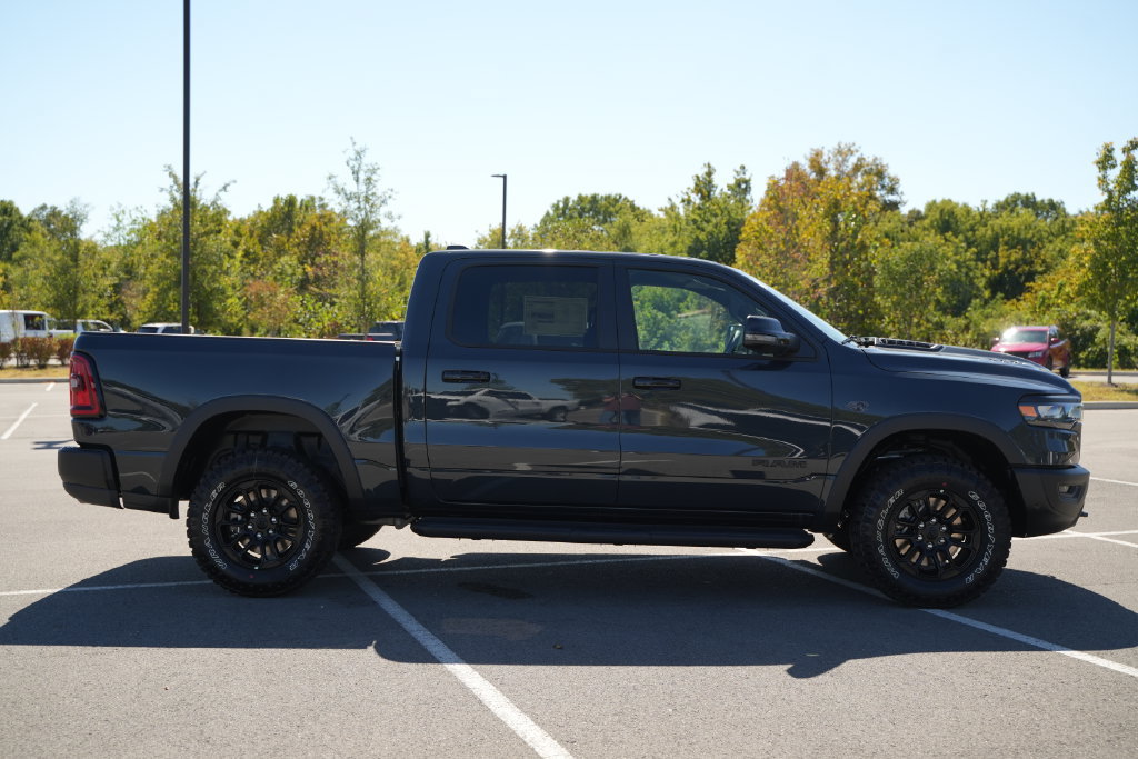 New 2027 RAM 1500 Rebel w/ Rebel Level 2 Equipment Group AWD/4WD image 8