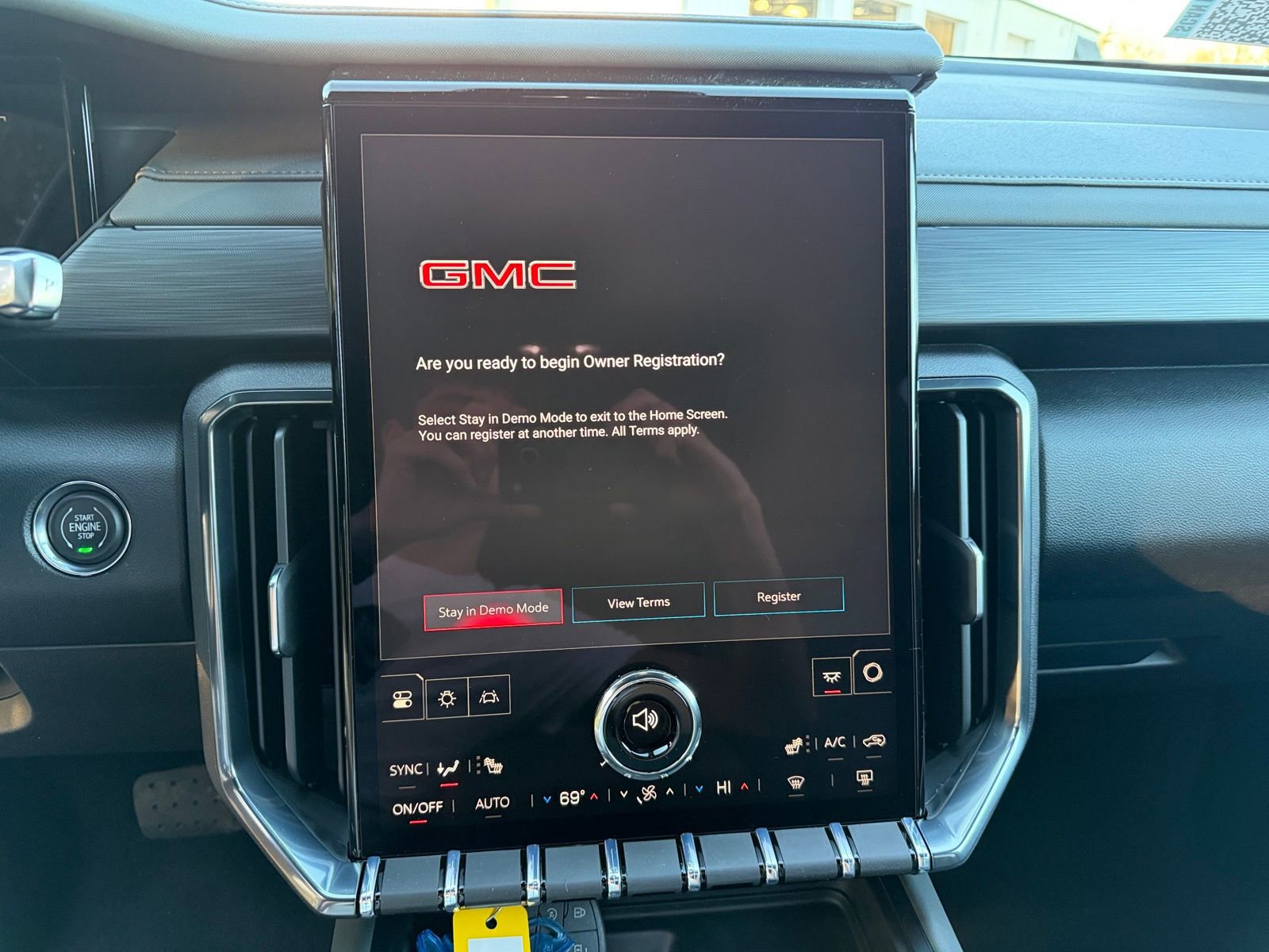 New 2026 GMC Acadia AT4 image 18