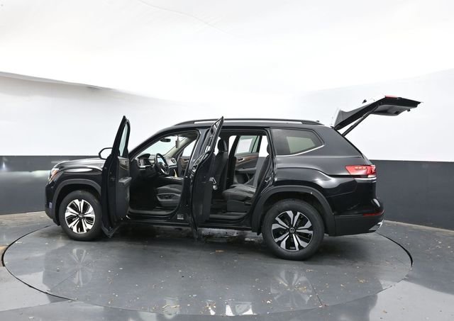 Used 2025 Volkswagen Atlas SE FWD image 43