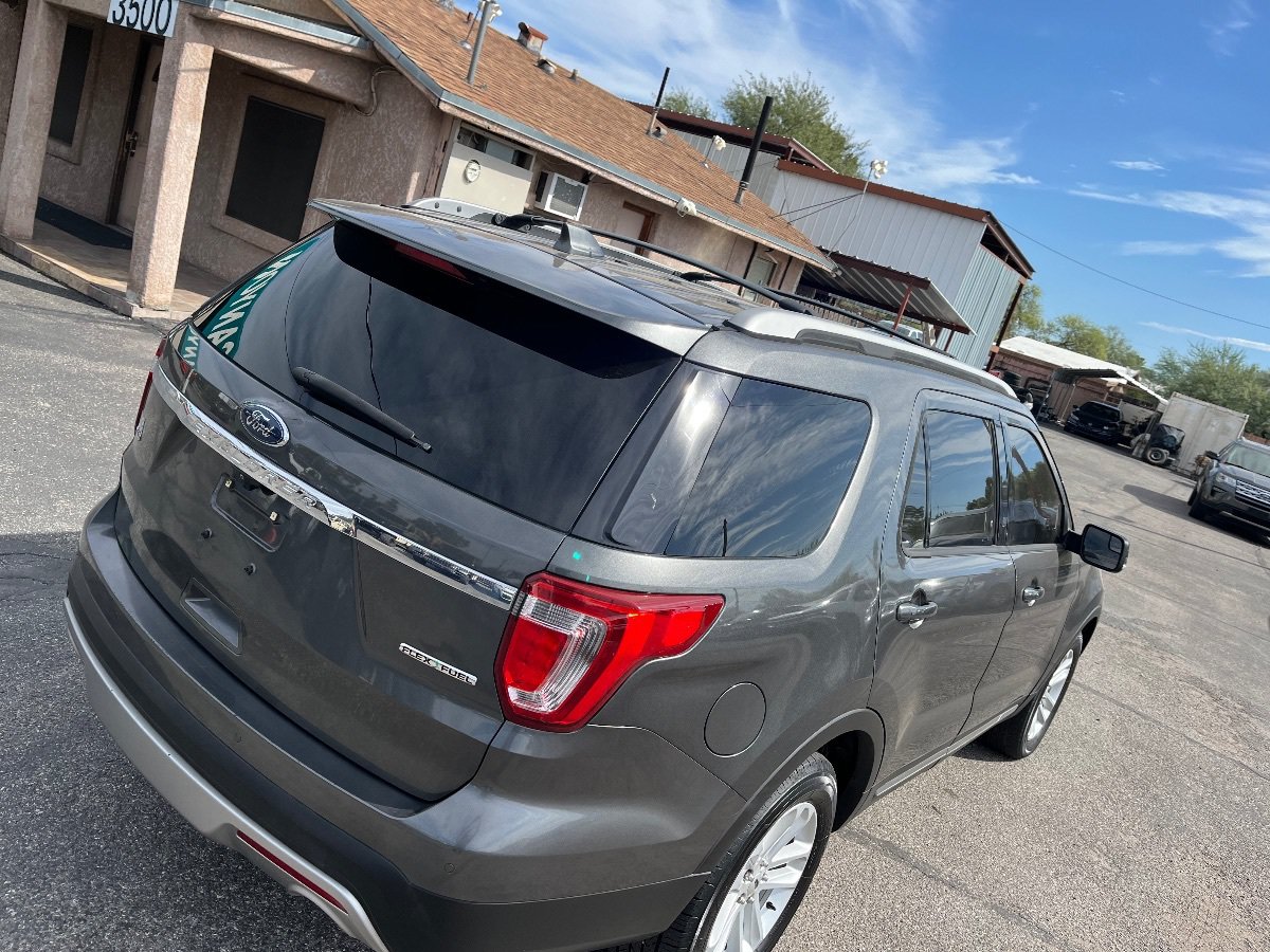 Used 2016 Ford Explorer XLT w/ Equipment Group 202A FWD image 52