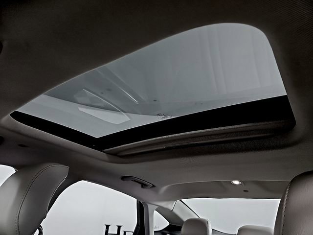 Used 2014 Ford Fusion Energi Titanium w/ Driver Assist Package image 27