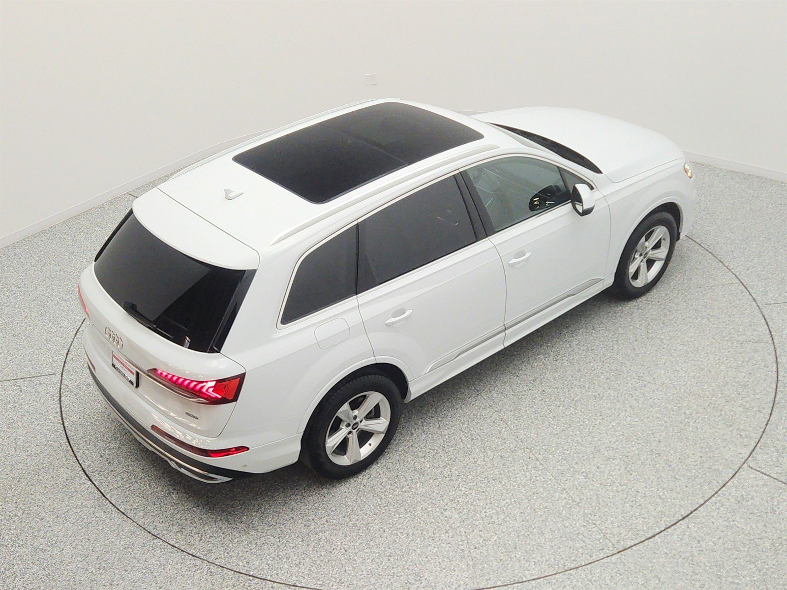 Used 2023 Audi Q7 2.0T Premium Plus w/ Premium Plus Package AWD/4WD image 26