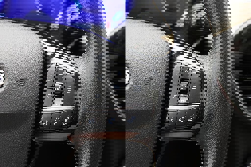 Used 2022 Ford Escape Titanium w/ Titanium Elite Package image 14