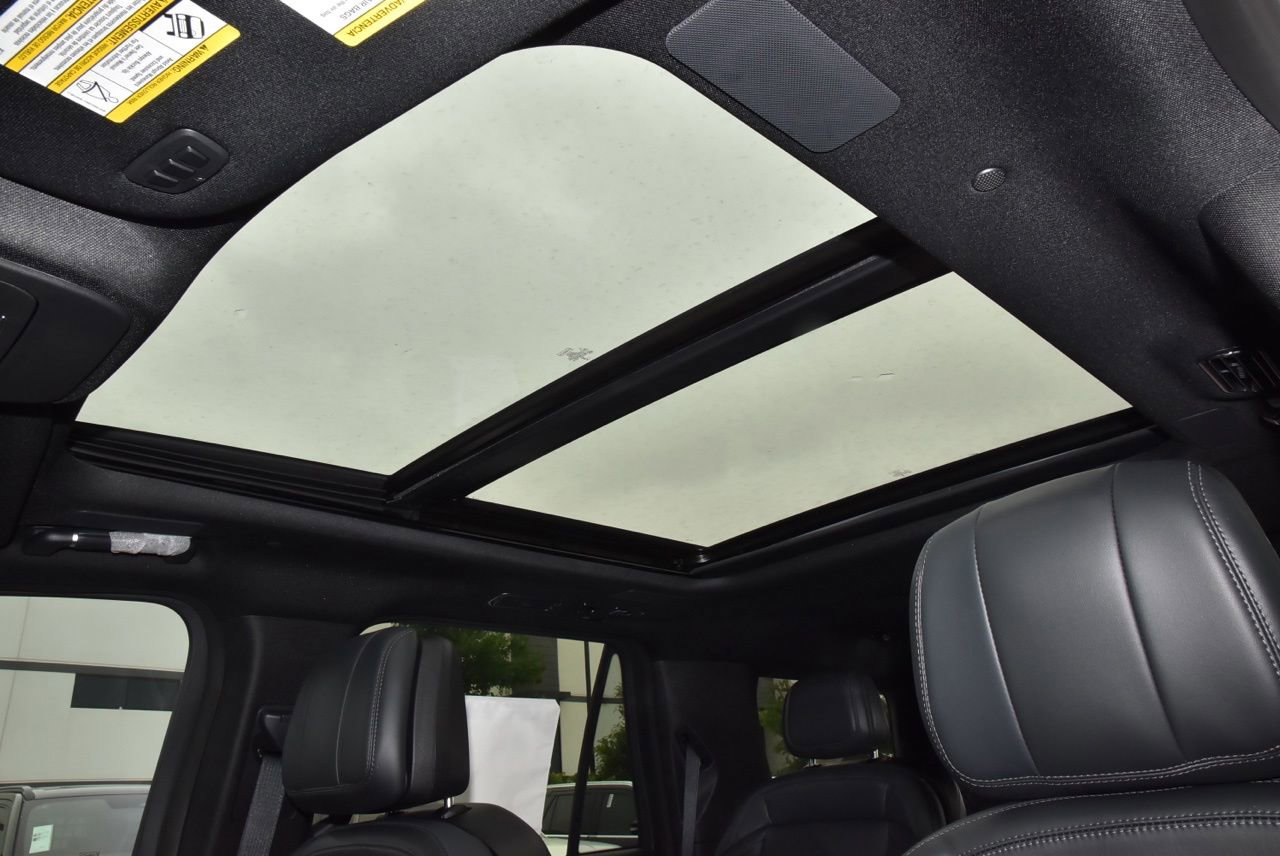 New 2026 Lincoln Navigator Reserve AWD/4WD image 35