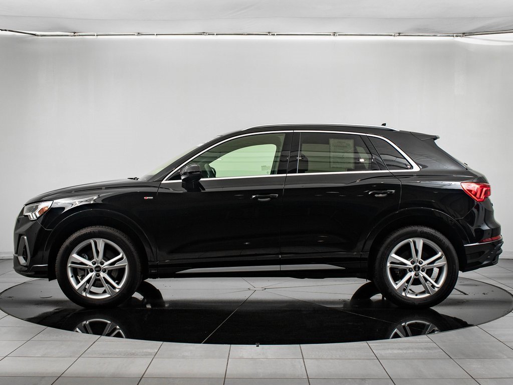 Certified 2024 Audi Q3 2.0T Premium w/ Convenience Package image 5