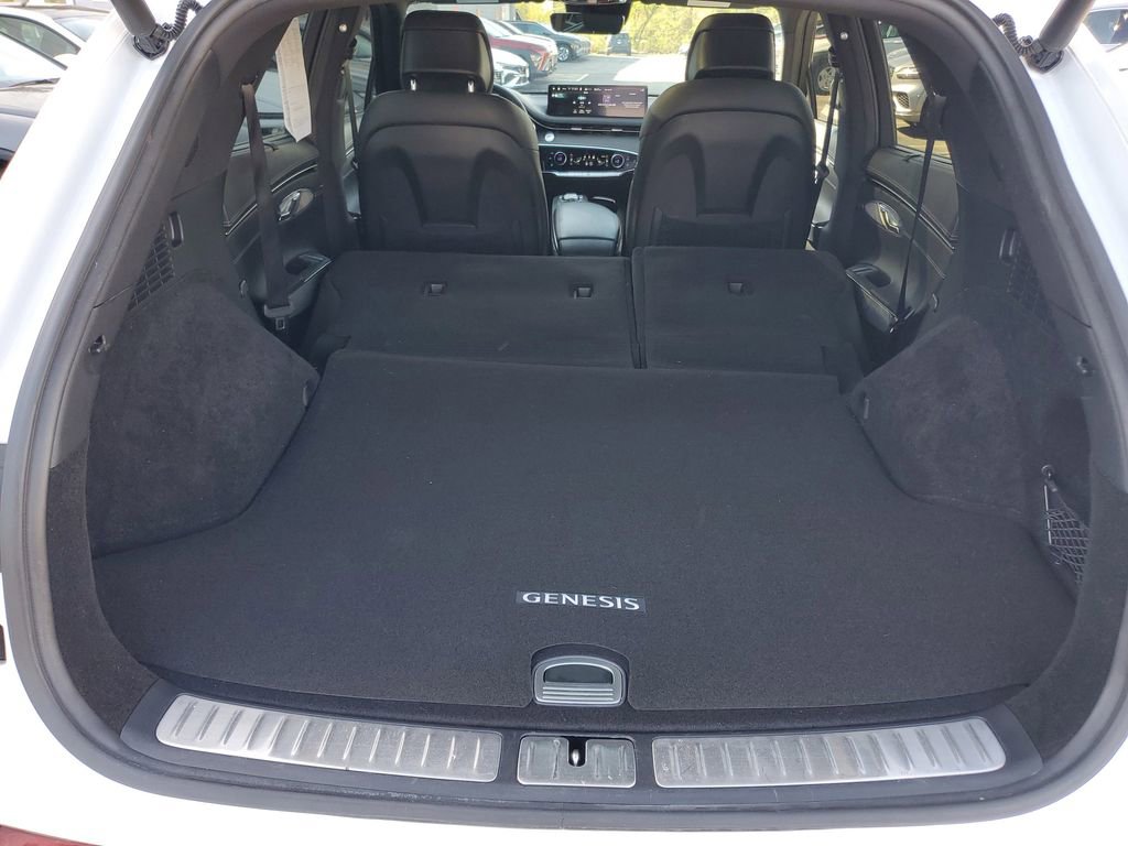 Used 2023 Genesis GV70 2.5T w/ Sport Prestige Package image 29