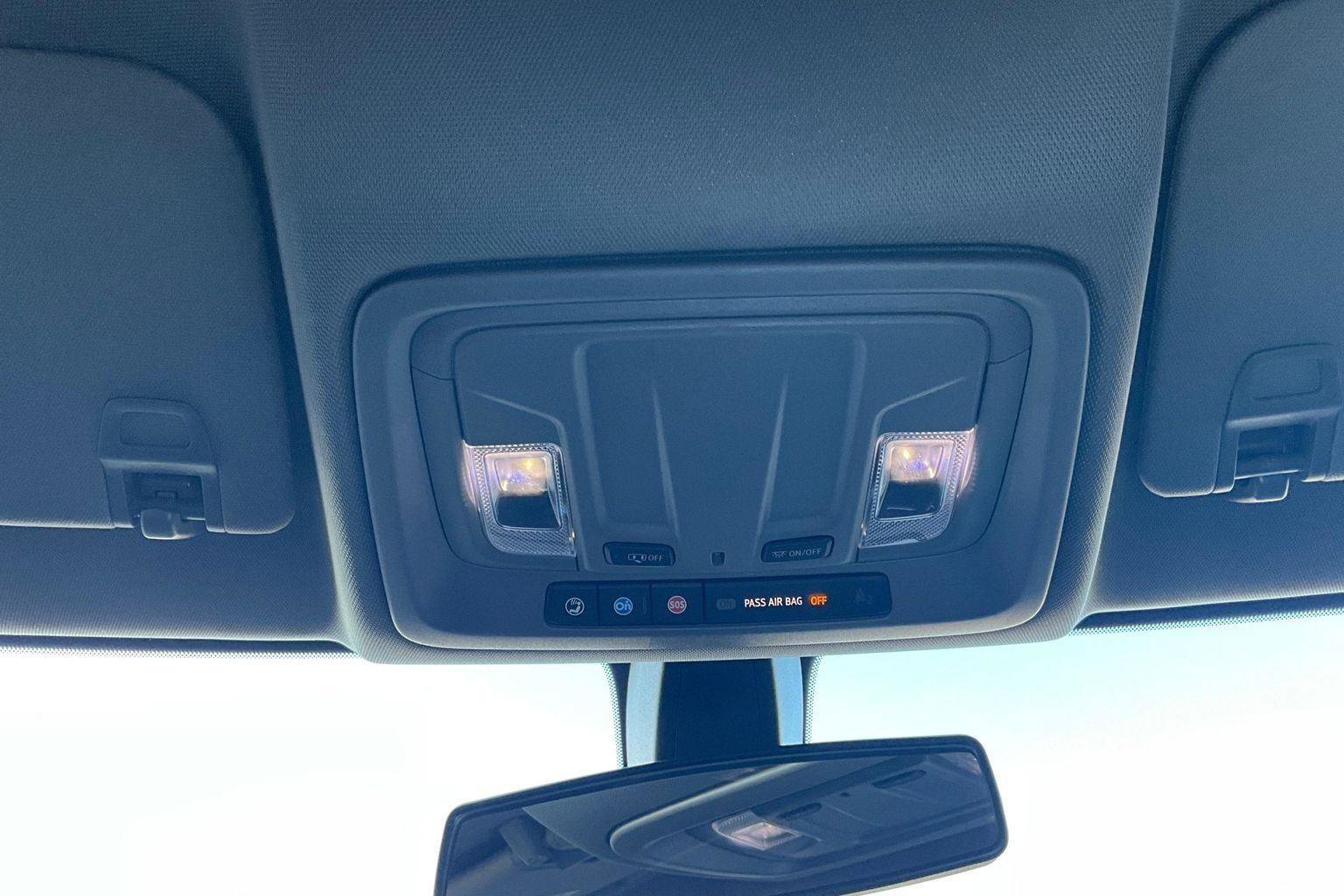 Used 2022 Chevrolet Silverado 1500 LT AWD/4WD image 34