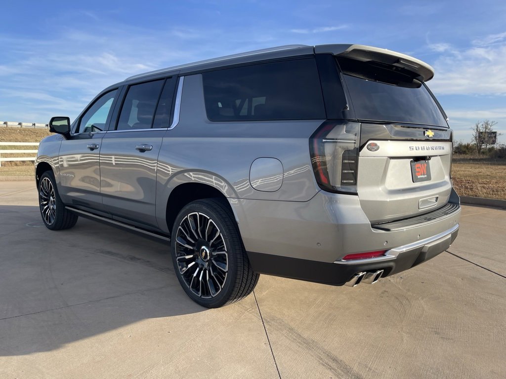 New 2026 Chevrolet Suburban High Country image 5