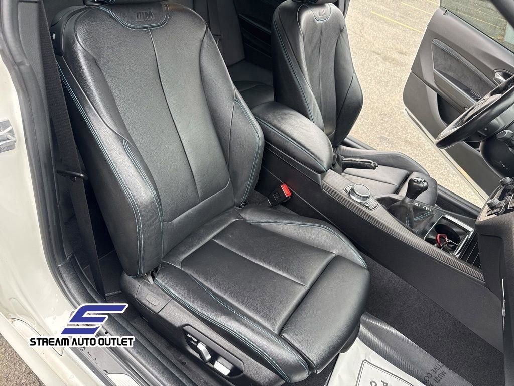 Used 2018 BMW M2 image 31