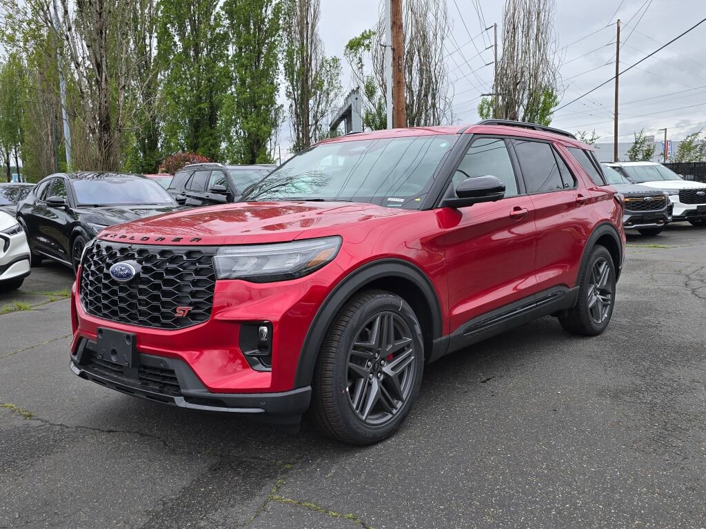 New 2026 Ford Explorer ST w/ Sun And Sound Package