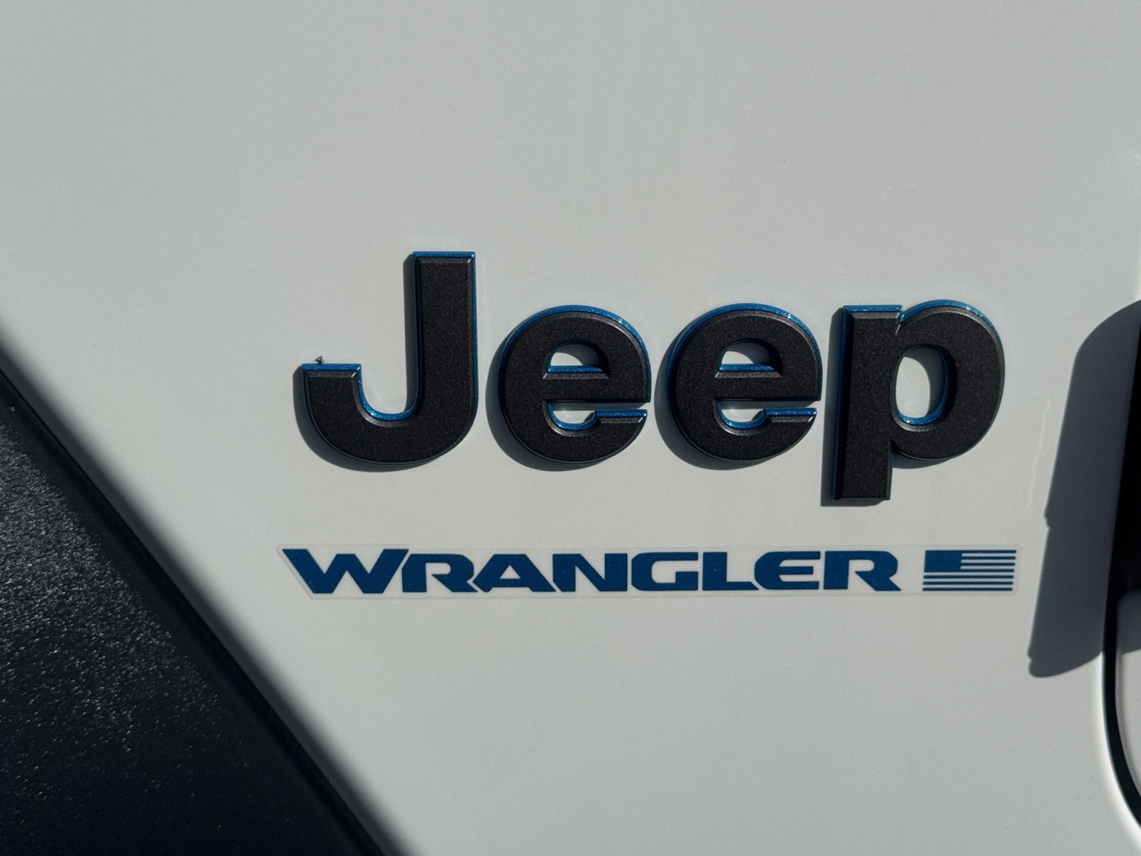 Used 2023 Jeep Wrangler Unlimited w/ 8.4" Radio Group AWD/4WD image 11