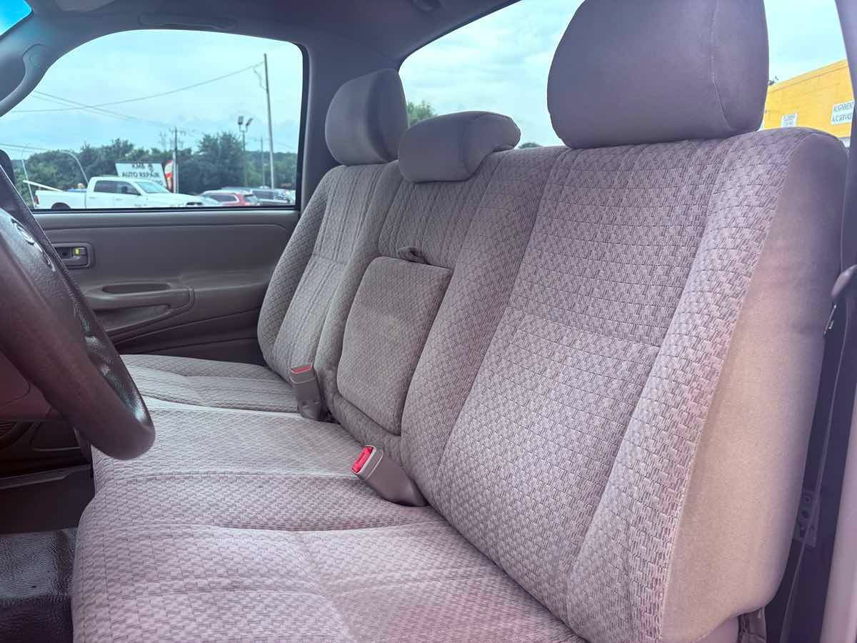 Used 2006 Toyota Tundra 2WD Regular Cab image 10