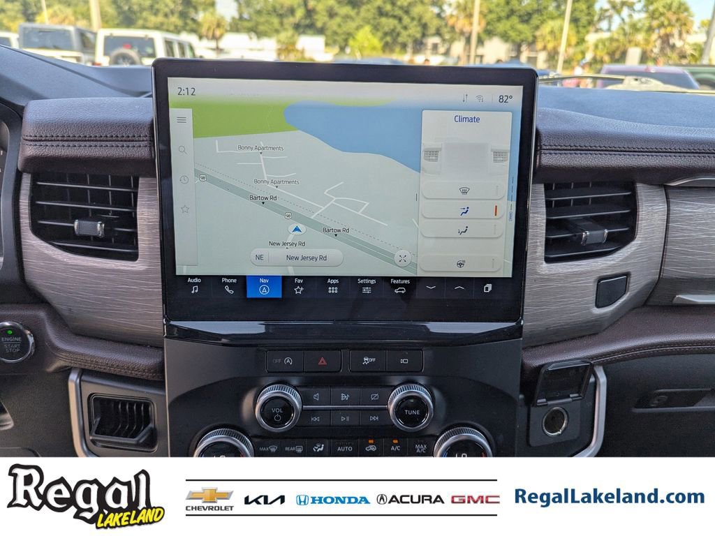 Used 2024 Ford Expedition Limited image 21